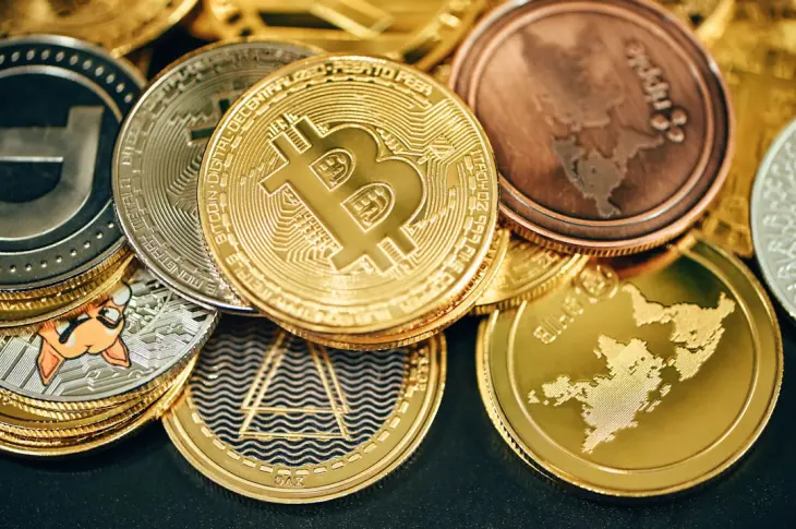 Staking Crypto : ROI Réel avec Frais Cachés Calculé (2026)