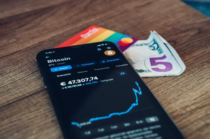 Wallets crypto gratuits vs payants 2026 : ROI et frais réels